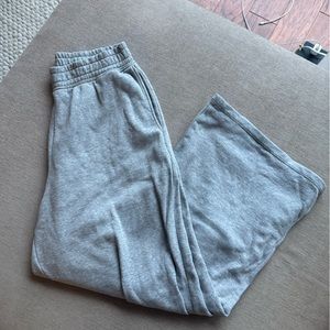 grey wide leg sweat pants